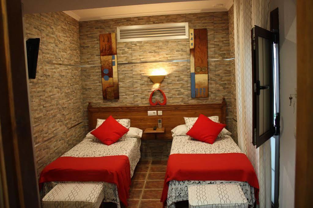 Hostal Costa De La Luz Conil De La Frontera Esterno foto