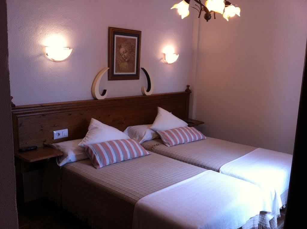Hostal Costa De La Luz Conil De La Frontera Esterno foto