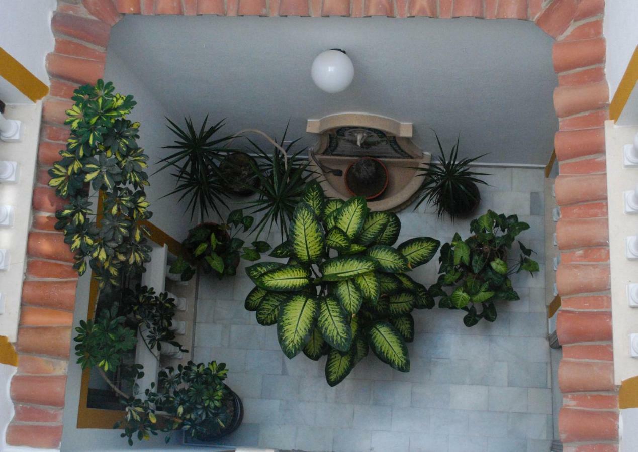 Hostal Costa De La Luz Conil De La Frontera Esterno foto