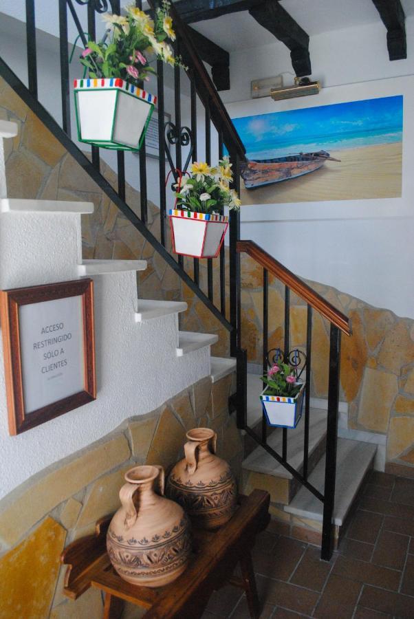 Hostal Costa De La Luz Conil De La Frontera Esterno foto