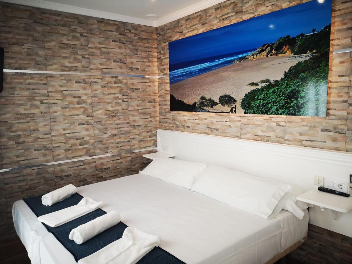 Hostal Costa De La Luz Conil De La Frontera Esterno foto