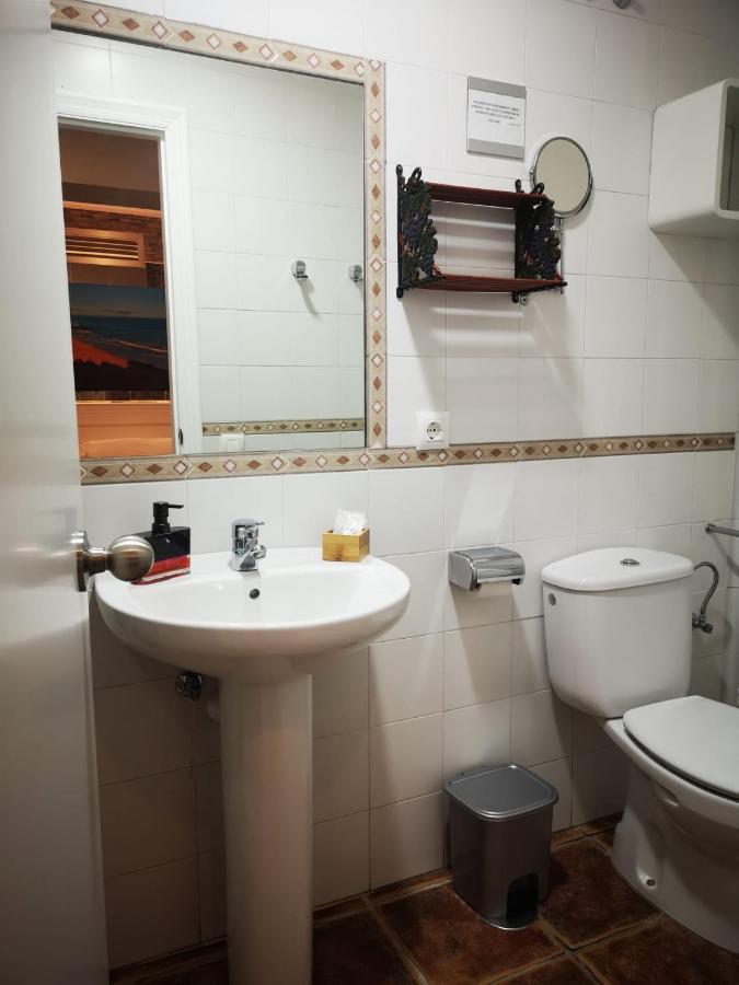 Hostal Costa De La Luz Conil De La Frontera Esterno foto