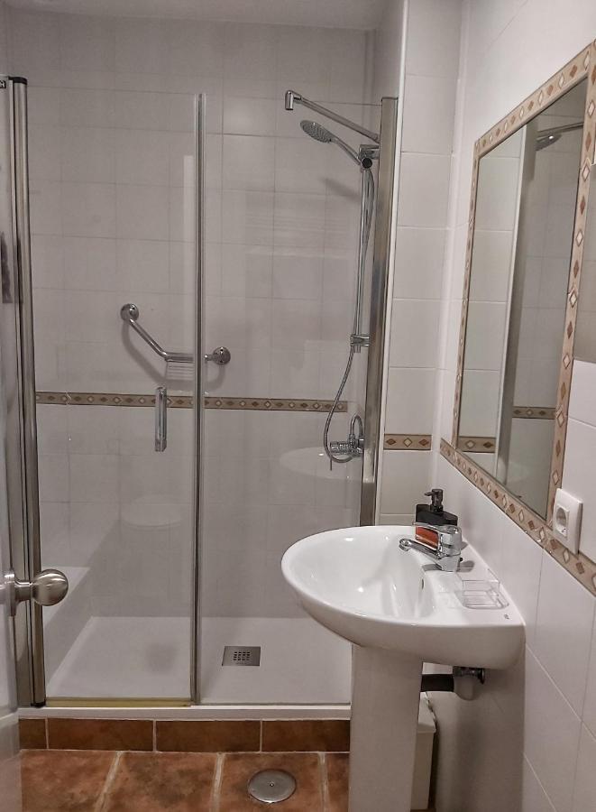 Hostal Costa De La Luz Conil De La Frontera Esterno foto